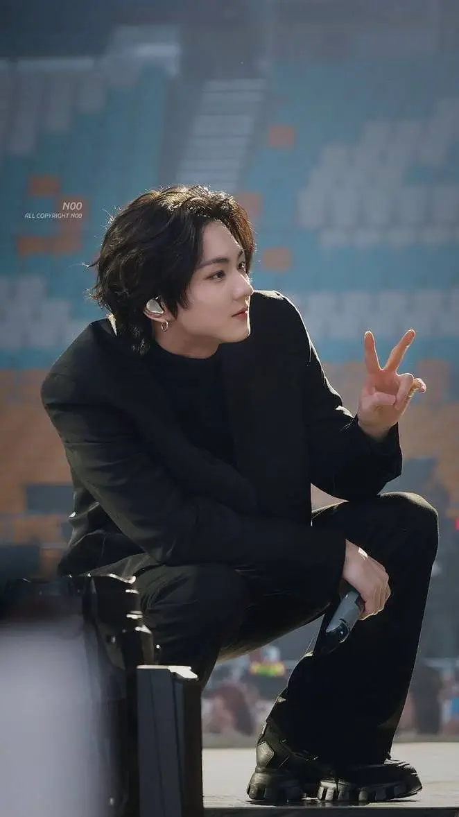 ai character: Jungwon background