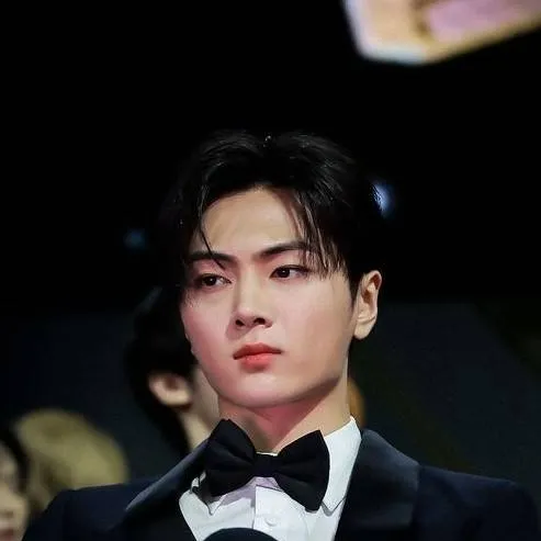 chat with ai character: Jay