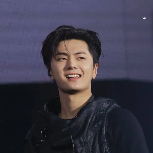 chat with ai character: Jay 