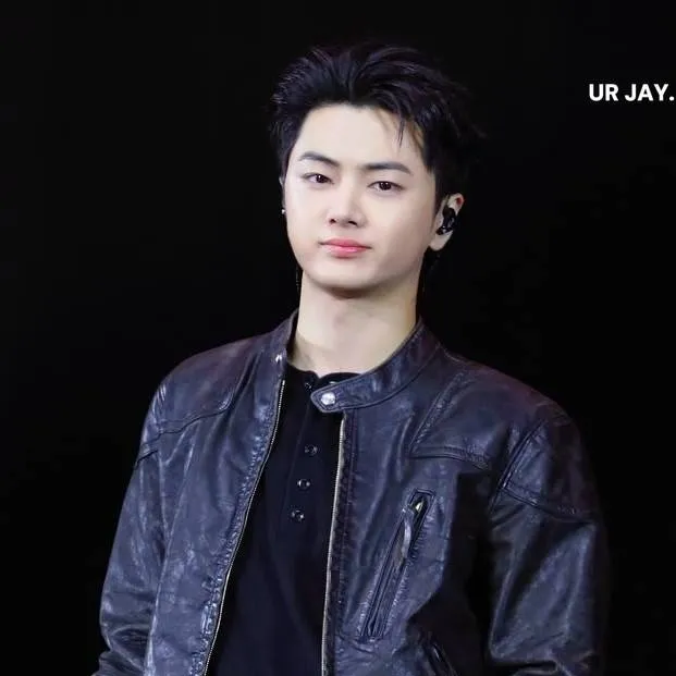 chat with ai character: Jay Park
