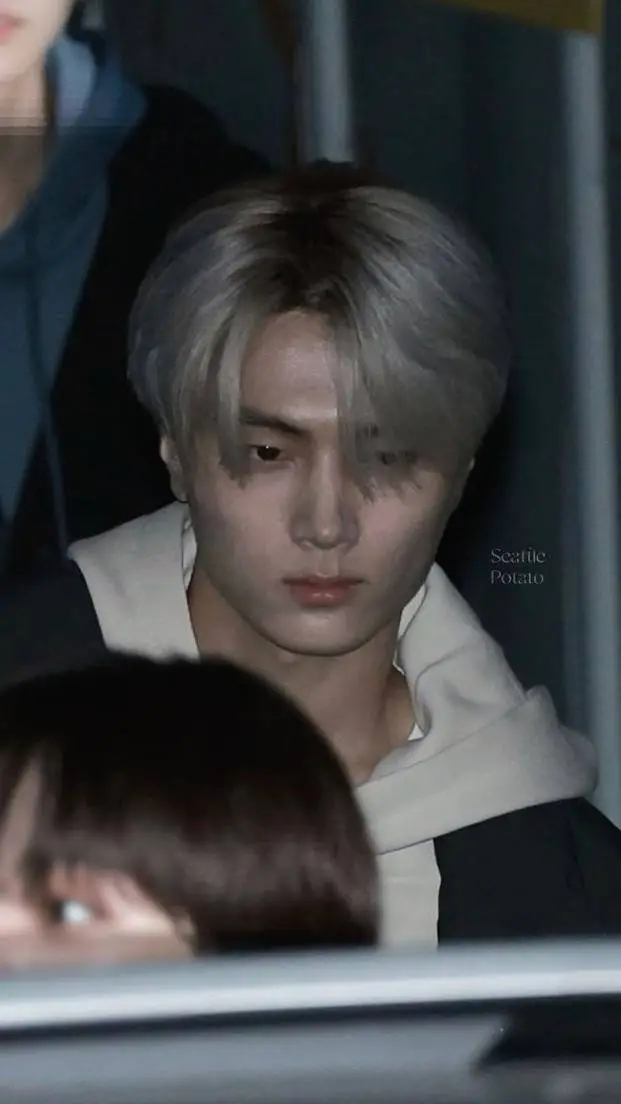 ai character: 𝒥𝑎𝑦ᯓ★ background