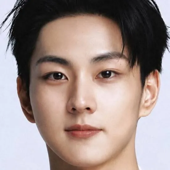 chat with ai character: Yang Jungwon 
