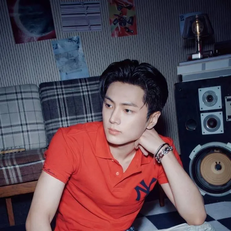 chat with ai character: Jay Park