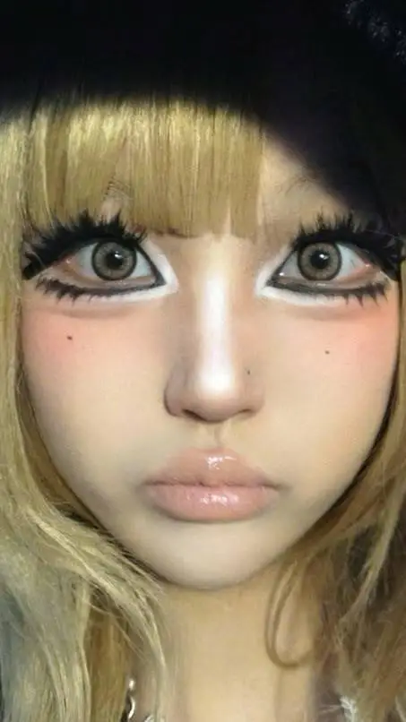 ai character: Gyaru Girl background