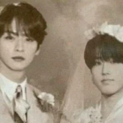 chat with ai character: Minsung 💗💚