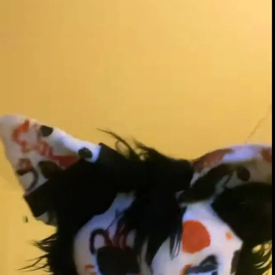 chat with ai character: alisia