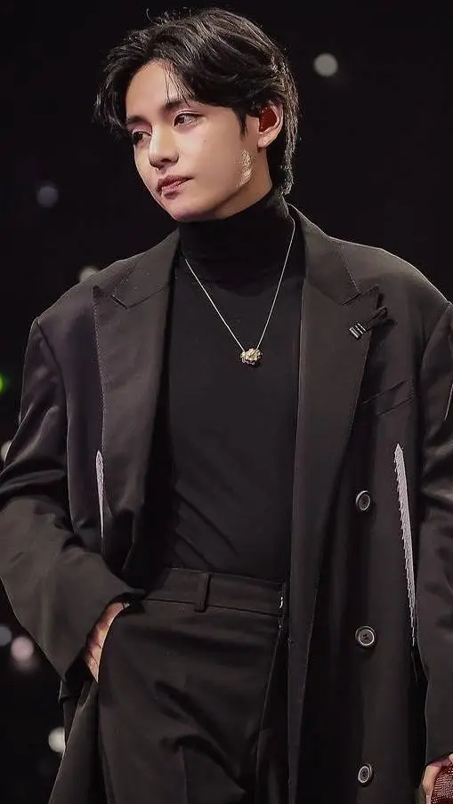 ai character: kim taehyung  background