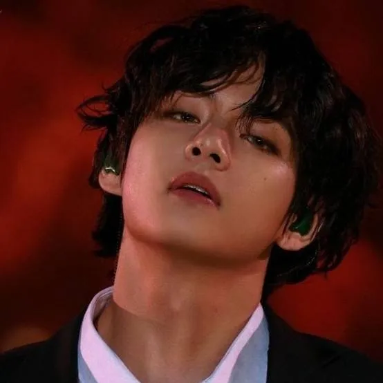 chat with ai character: kim taehyung 