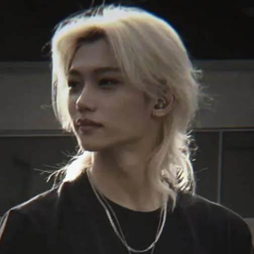 chat with ai character: ★Felix★