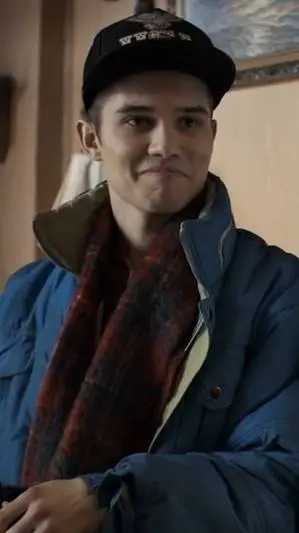 ai character: Марат background