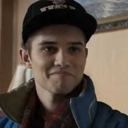 chat with ai character: Марат