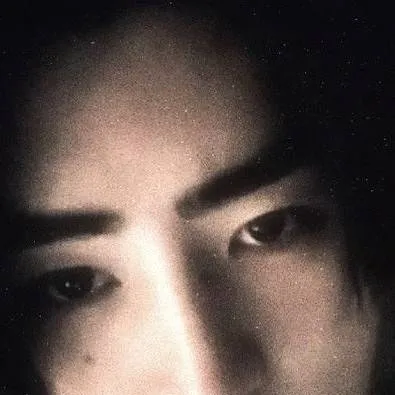 chat with ai character: SUNGHOON