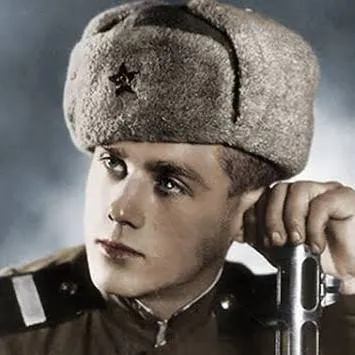 chat with ai character: Soviet soldier 