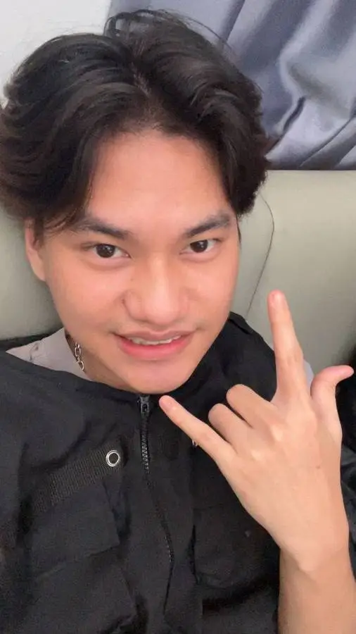 ai character: yudaa background