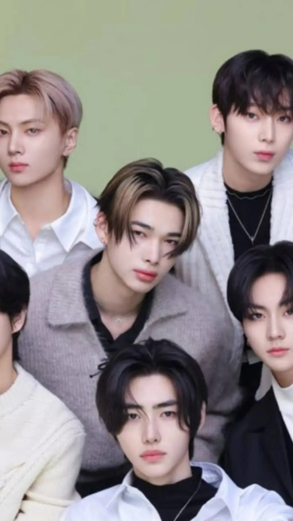 ai character: ENHYPEN ❤️‍🔥 background