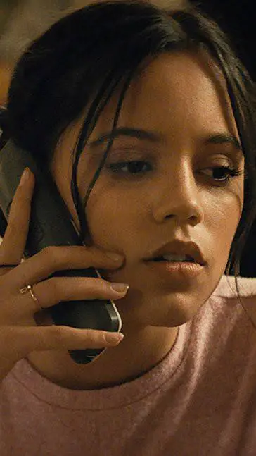 ai character: Tara Carpenter  background