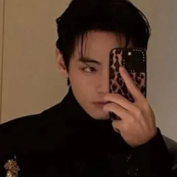 chat with ai character: my daddy 🌚