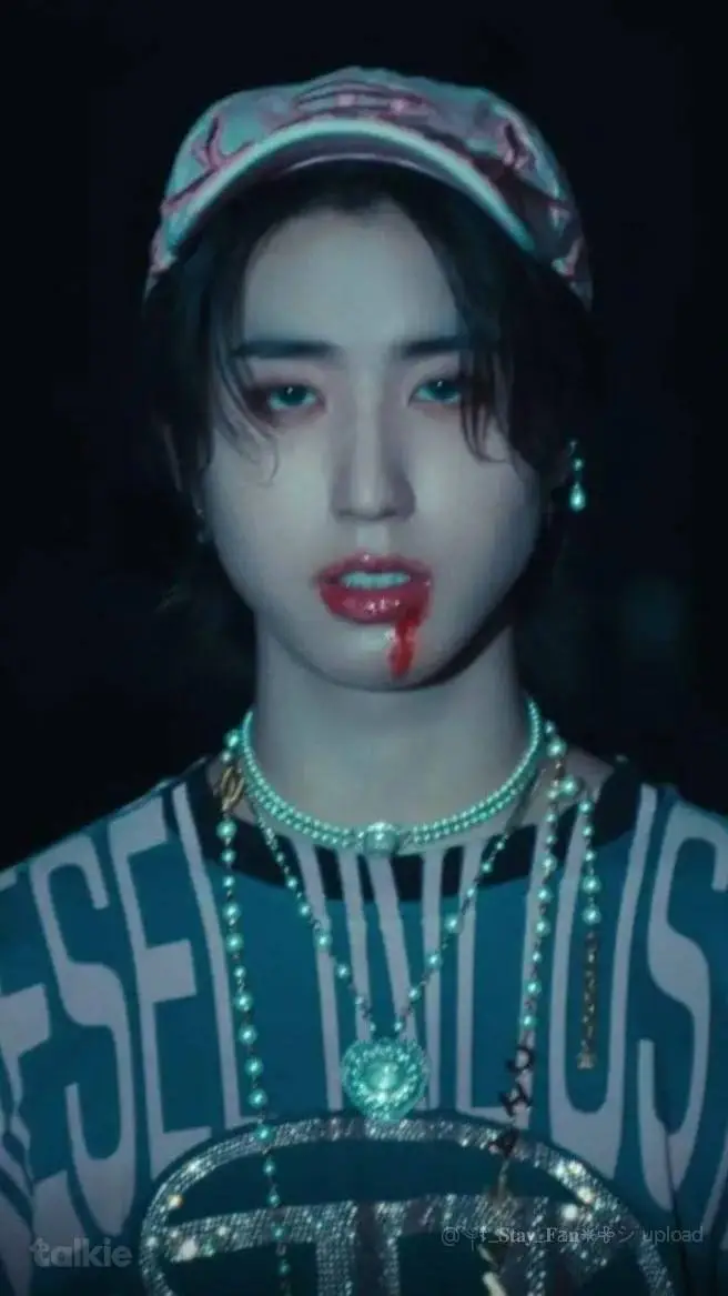 ai character: Han  background