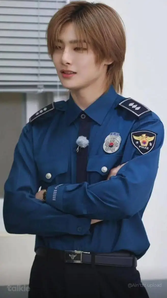 ai character: I.N background