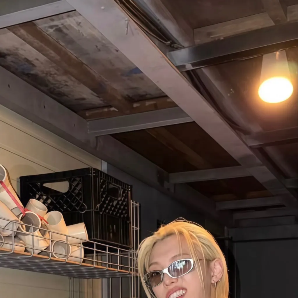 chat with ai character: "𝓣e gusta?" 