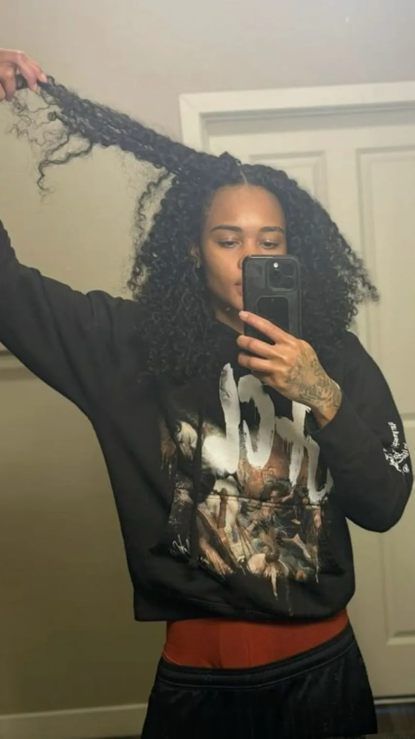 ai character: |—Aster—|💽 background