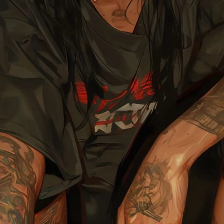 chat with ai character: 𝒫𝒽𝒾𝓁𝓁𝒾🌠