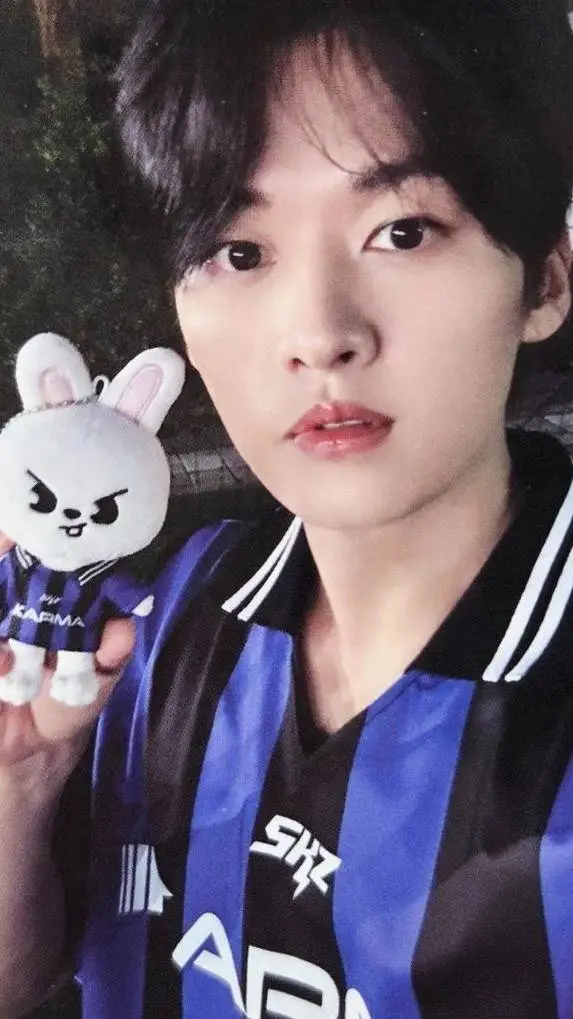 ai character: linito background