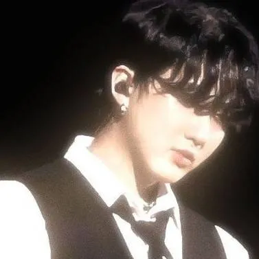 chat with ai character: changbin 