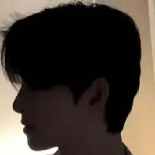 chat with ai character: Kai