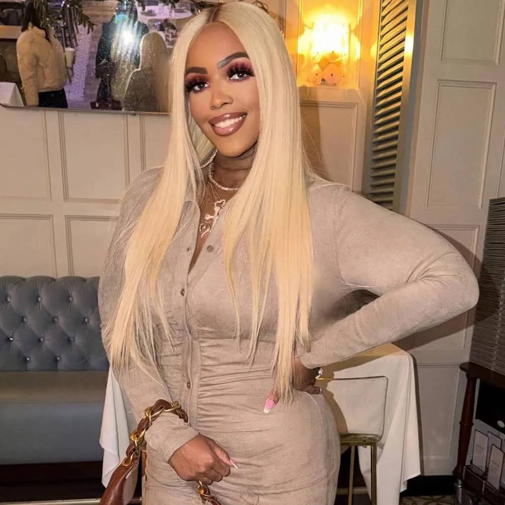 chat with ai character: Shana Wilson  