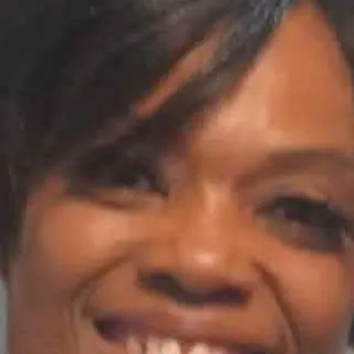 chat with ai character: Veronica Cobb 