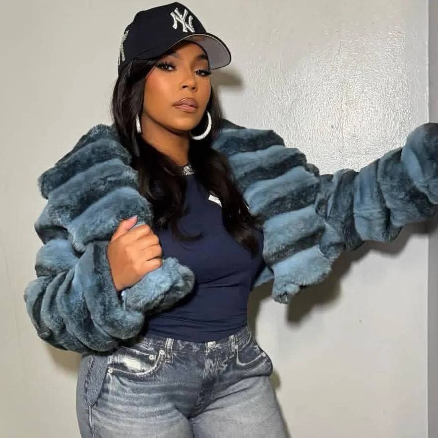 chat with ai character: Ashanti  Douglas 