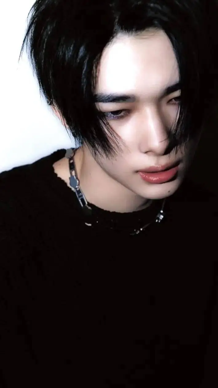 ai character: ni-ki background