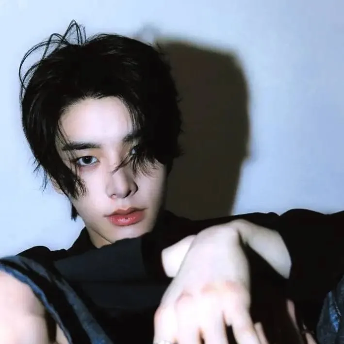 chat with ai character: jake