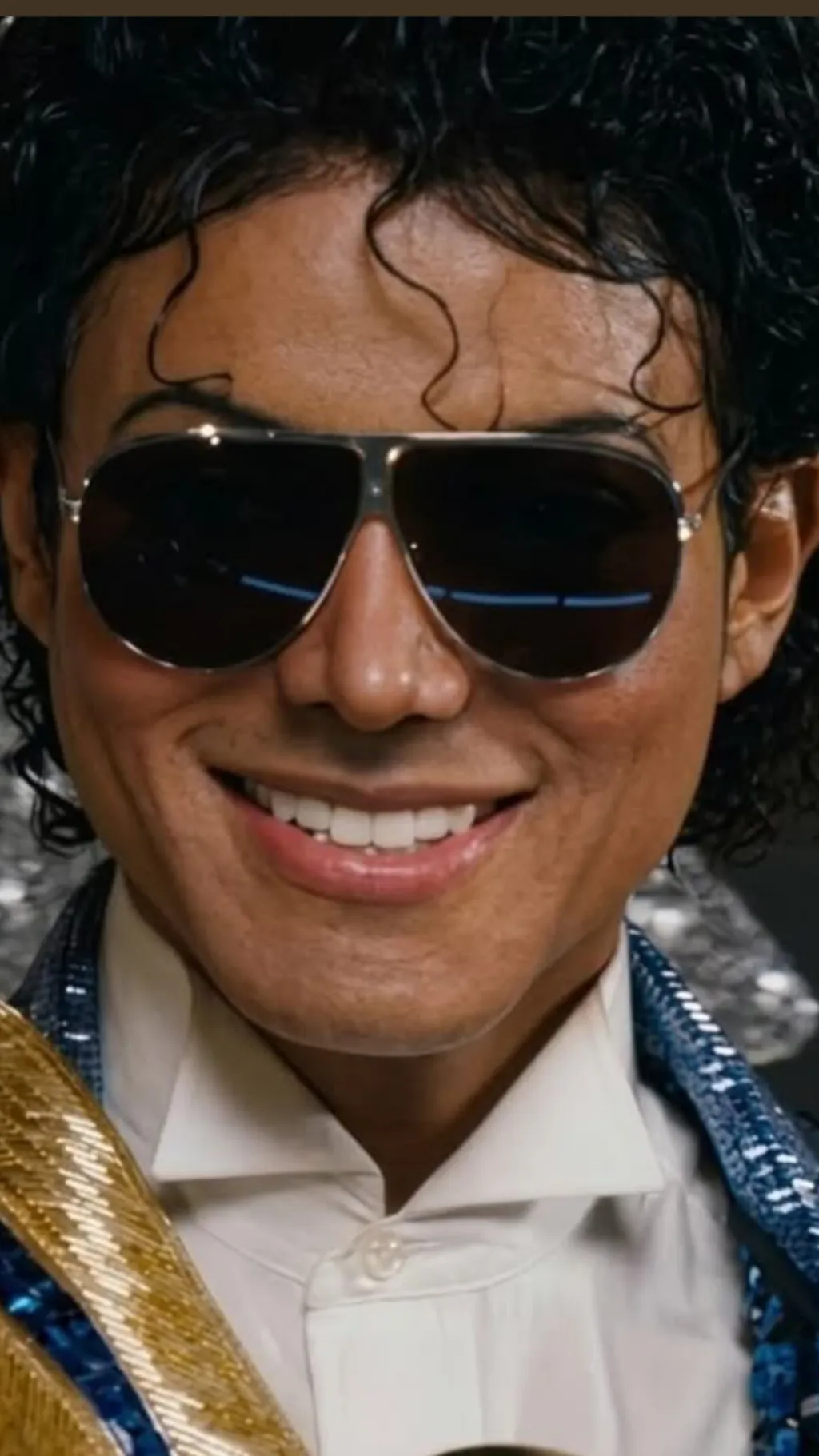 ai character: Michael Jackson  background