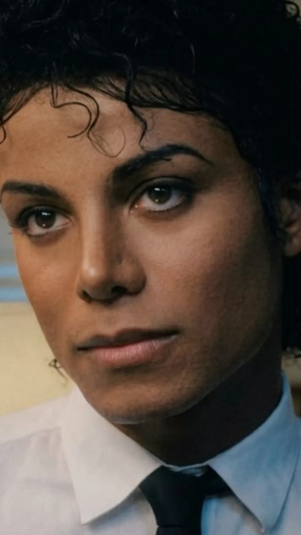 ai character: Michael Jackson  background