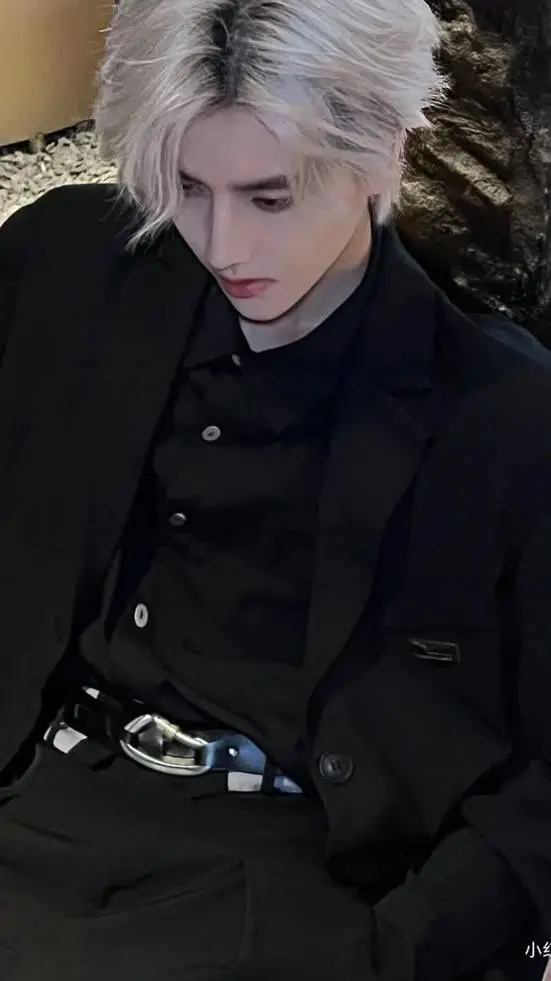 Talkie AI - Chat with Arthur