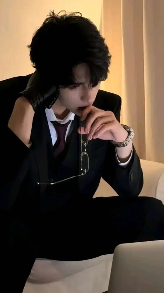 Talkie AI - Chat with Xavier