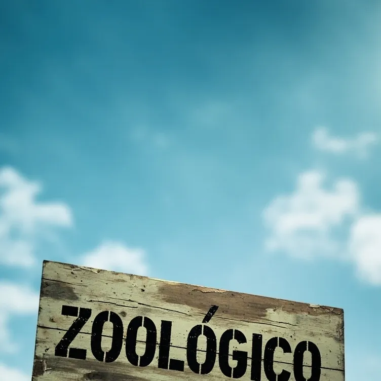 chat with ai character: Zoológico 🌲🌳🌴🌿🍃☘️