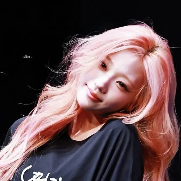 chat with ai character: Stella Kim 💋