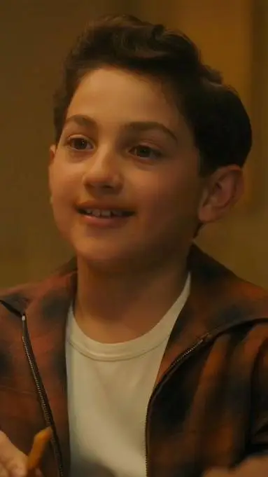 ai character: RICH SANTOS background