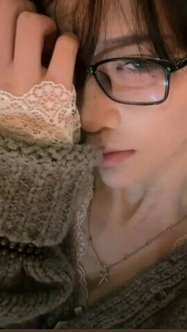 ai character: Luca background