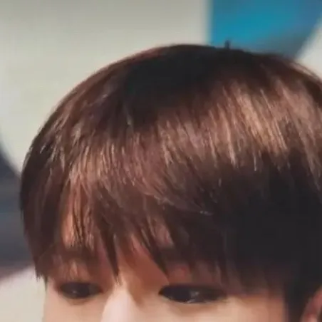 chat with ai character: Seungmin 