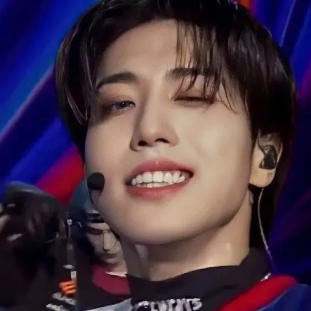 chat with ai character: 🐿️Han🐿️