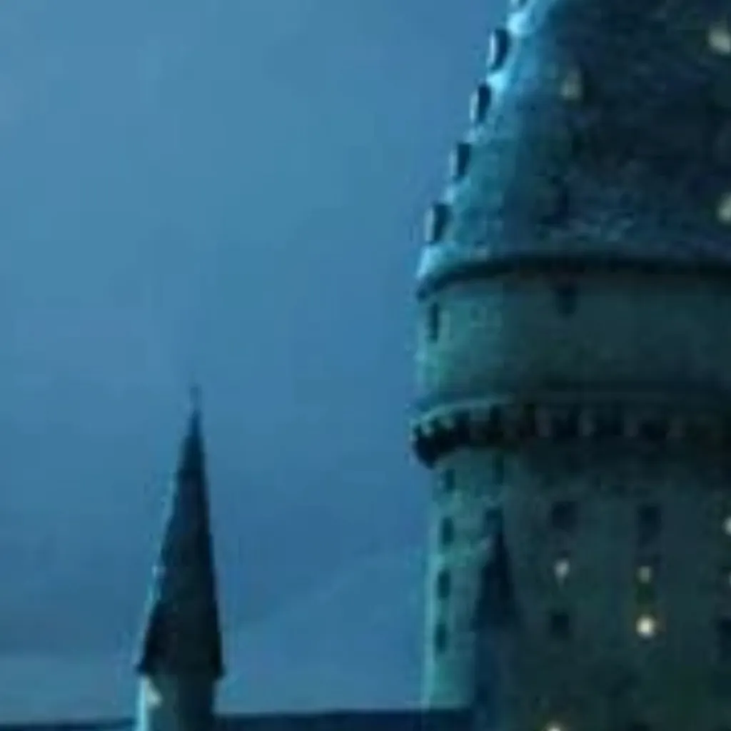 chat with ai character: Hogwarts Wolf.