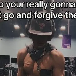 chat with ai character: fhfulcgjxyksgnzgmz