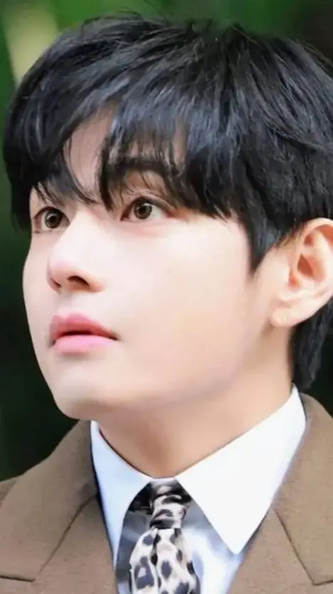 ai character: Taehyung_hibrido background