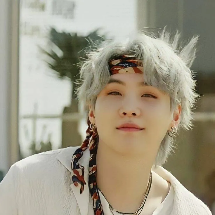 chat with ai character: ✨SUGA✨