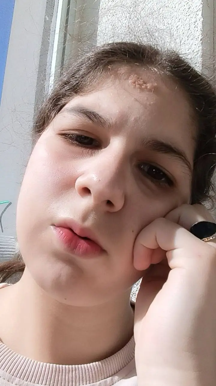 ai character: erva background