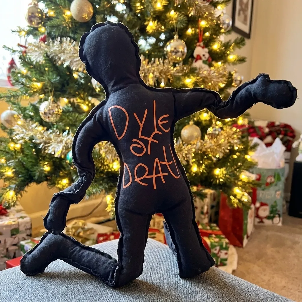 chat with ai character: new monster toon 